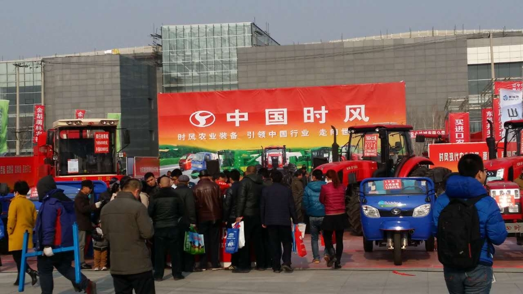 东北农机展会第一站（辽宁铁岭）——龙八国际产品引爆全场